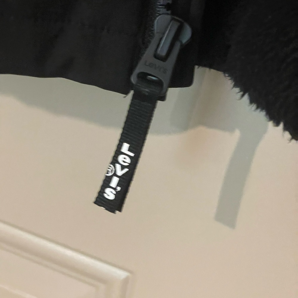 NEW NEVER WORN Black Levi Strauss Co. Coat with inner lining - Picture 3 of 9